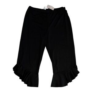 NWT Emery Rose Ruffle Hem Cropped Pants, W:21”, I:29”, L:42”